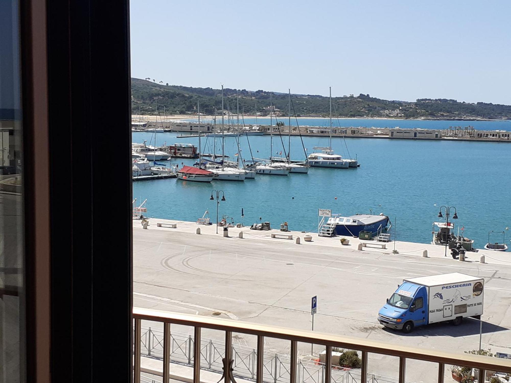 Tagliamento & Molo Apartment Vieste Luaran gambar